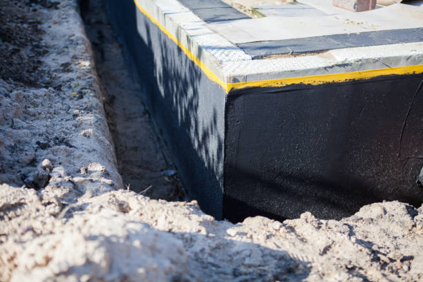 Professional Vapor Barrier Installation technician working in East Chicago, IN